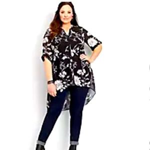 🔥2/$25🔥 NWOT. Floral Tunic. Maurices 3x